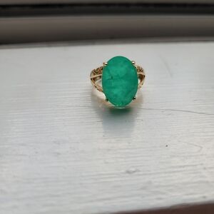 Glow emerald ring